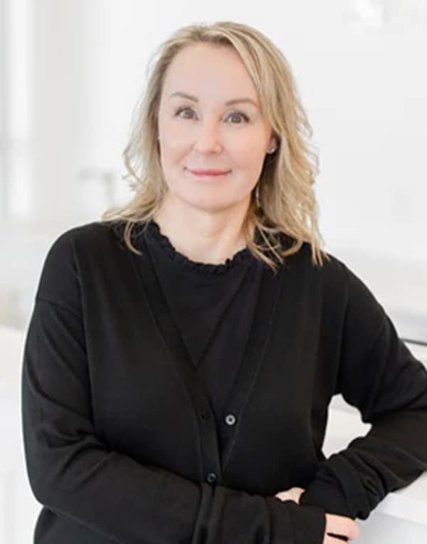 a close up of a person